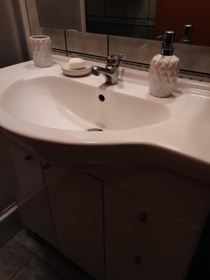 Jozefin Apartman เฮวิซ ภายนอก รูปภาพ