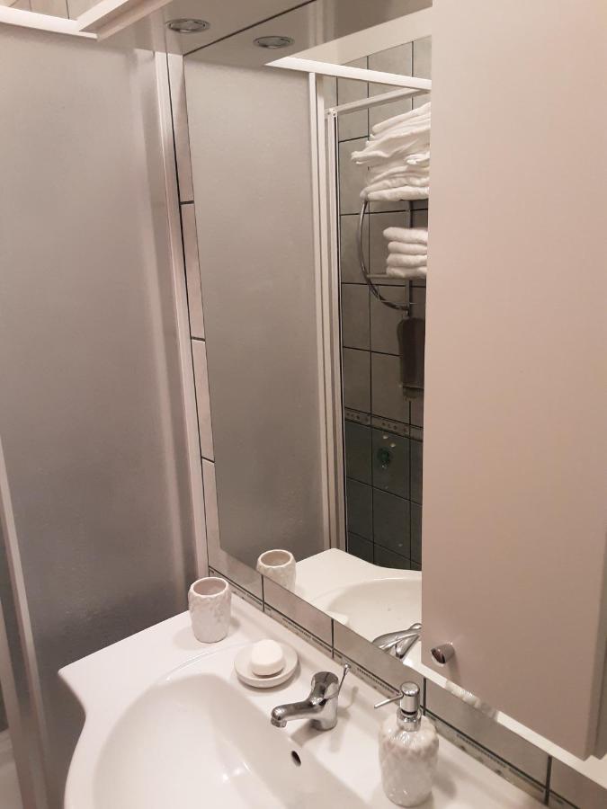 Jozefin Apartman เฮวิซ ภายนอก รูปภาพ