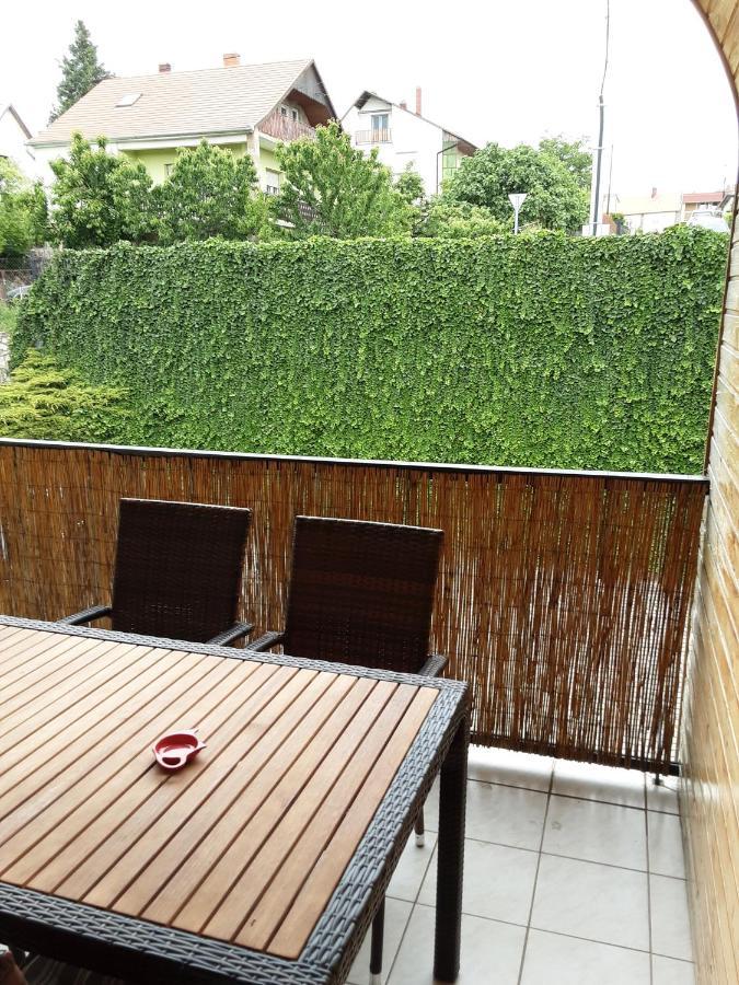 Jozefin Apartman เฮวิซ ภายนอก รูปภาพ